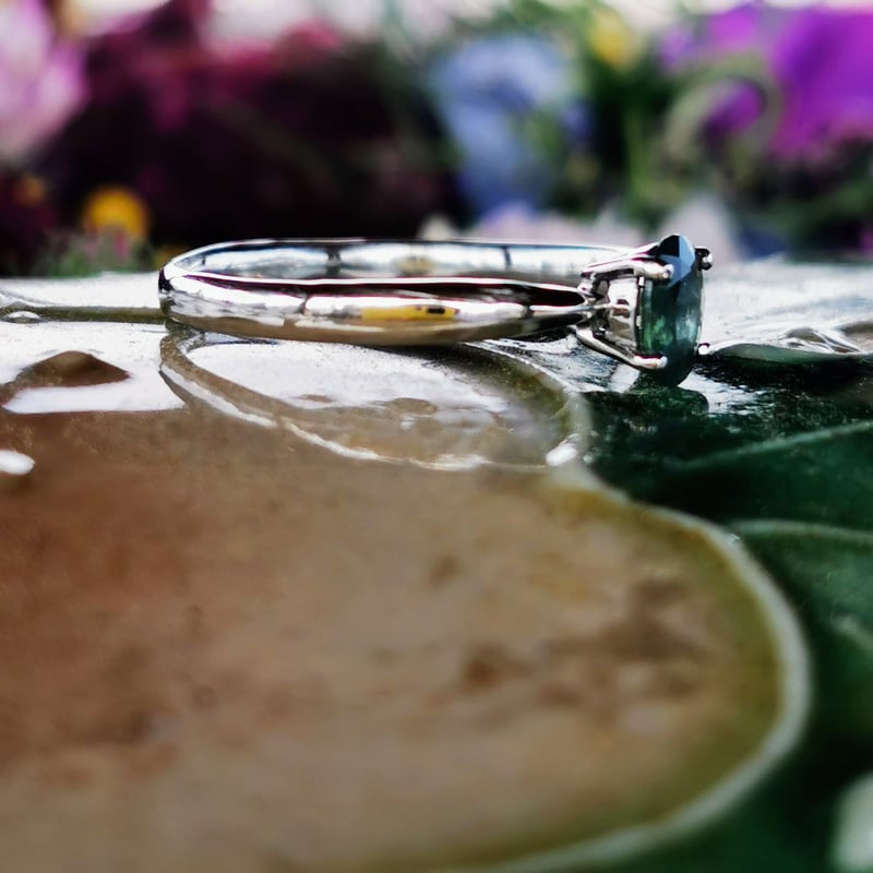 10k グリーンサファイアリング11号 楽天市場】グリーンイエローサファイア 3.41ct リング 11号