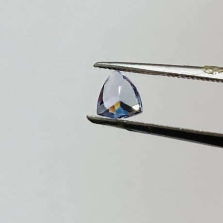 ゾイサイト 0.42ct /トリリアンカット
