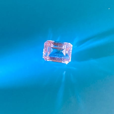 【大きいめ エメラルドカット】クンツァイト3.31ct