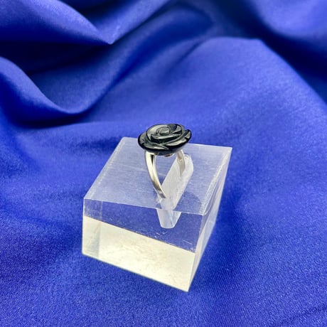 黒薔薇リング｜天然石オニキス薔薇フリーサイズ指輪