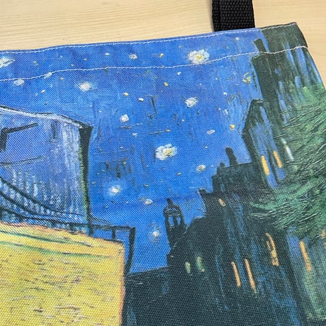 【大人の美術館コーデ】ゴッホ《夜のカフェテラス》｜アートトートバッグ（A4対応・両面プリント）