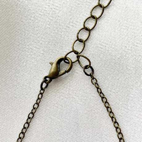 【チェコガラス】光を抱く6mmネックレス〈アンティーク風〉