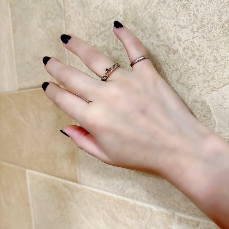 ルビーのプリンセスリング 繊細クラウンの魔法 | ジュエリー春日