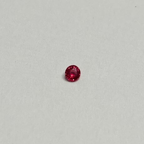レッドスピネル 0.06ct