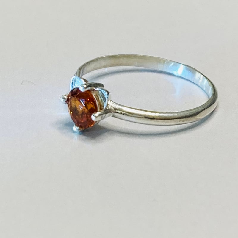 ねこ守りシリーズ】猫ちゃんリング｜ガーネット｜1月誕生石