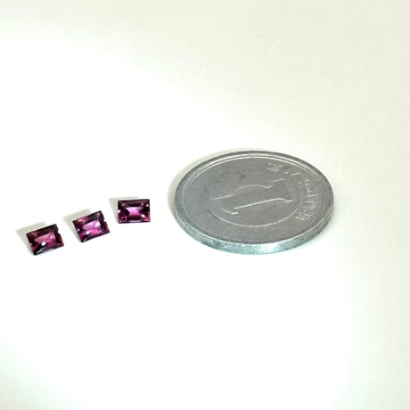 【三石セット】ロードライトガーネット0.8ct｜ルース