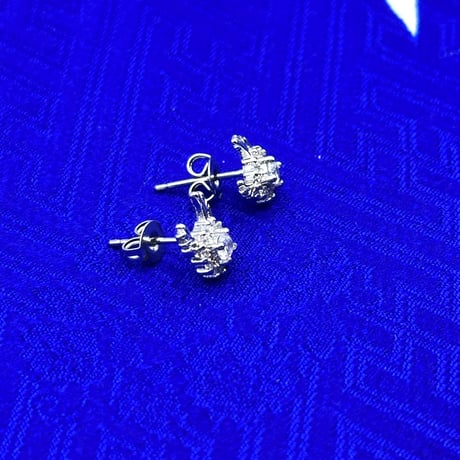 鹿ピアス｜煌めく瞳と角のジュエリー ― 奈良の神秘を、耳元に宿して