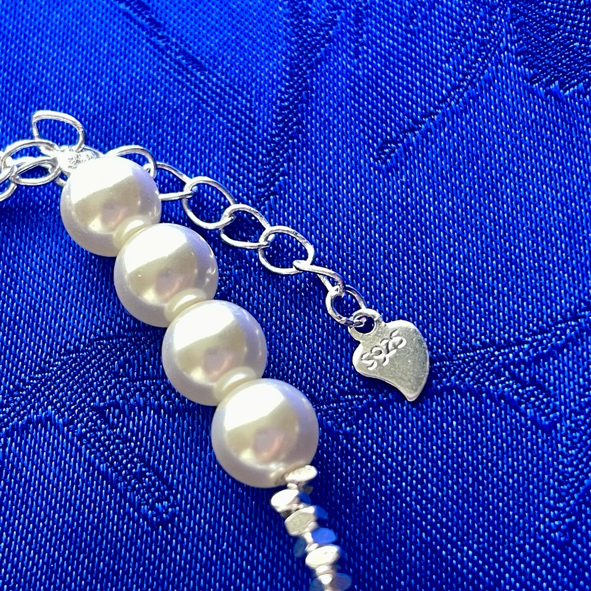 【限定セール】ガーネットとマザーオブパール　ブレスレット　SILVER925 ねこ守りシリーズ】猫のブレスレット/淡水パール マザーオブパール