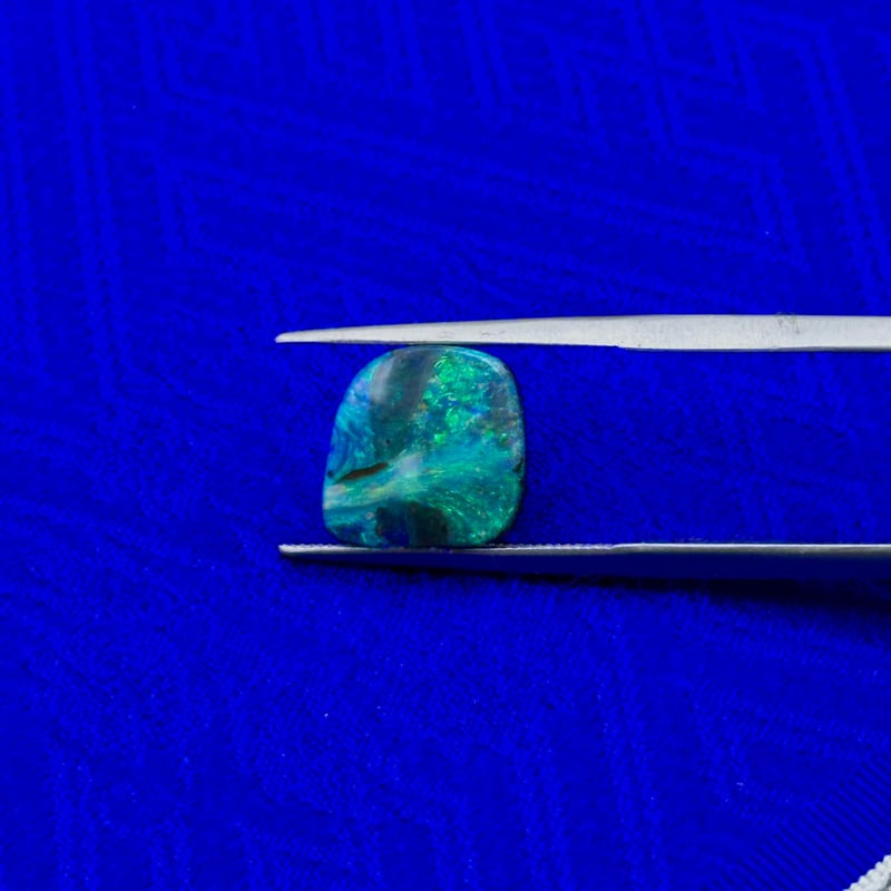 天然 ボルダーオパール 置物 NO386 天然ボルダーオパール 3.2ct｜母岩付きダブレットルース