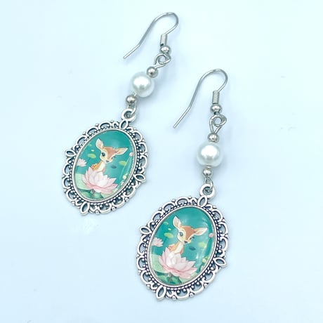 【奈良県ふるさと納税認定品】奈良の子鹿と蓮の花 ネックレス&ピアスのセット