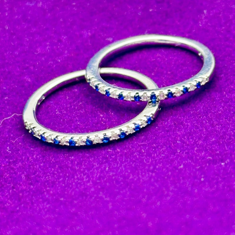 ブルーサファイア ハーフエタニティリング｜青の輝きが彩るシルバー925