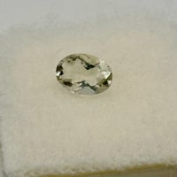 リビアングラス オーバルカット0.55ct