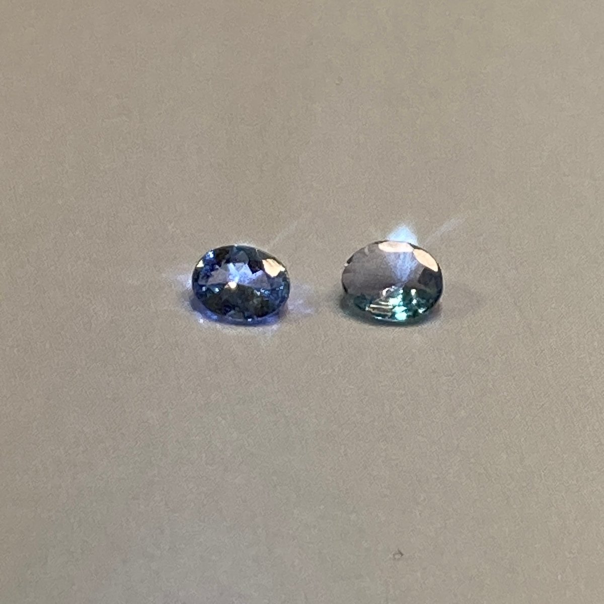 ゾイサイト　オーバル　2個　ルース ゾイサイト オーバル 2個 ルース アクセサリー