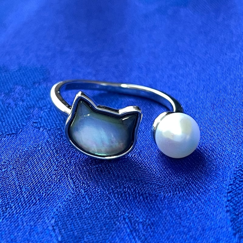 ねこ守りシリーズ】猫守りリング｜ブラックマザーオブパール×淡水真珠
