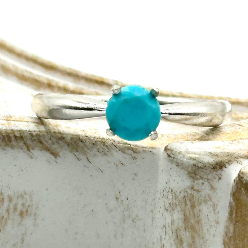 超希少】ターコイズ ラウンドブリリアントカット 一粒リング