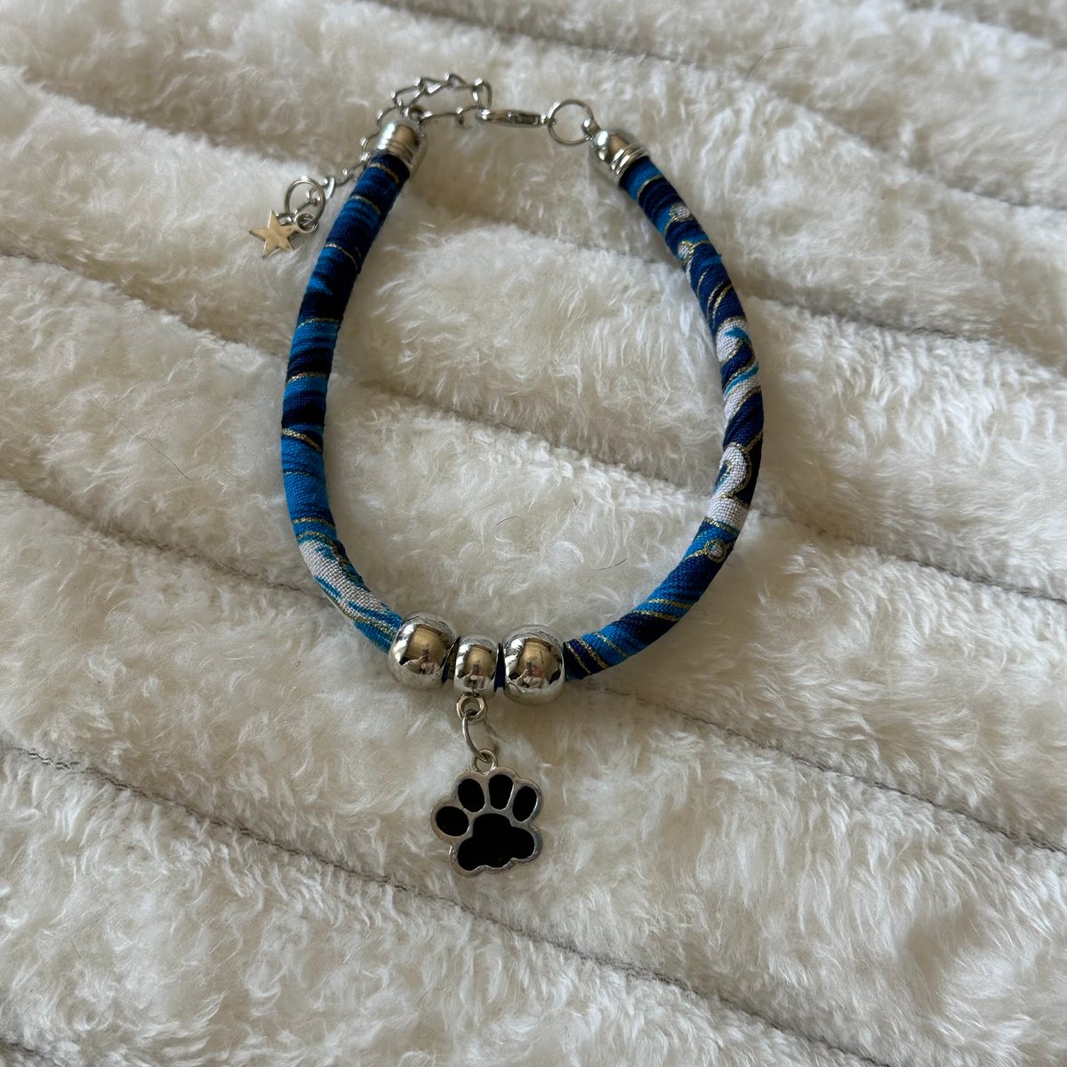 猫ちゃん＆ワンちゃんのアクセサリー｜肉球チャーム付き | ジュエリー春日