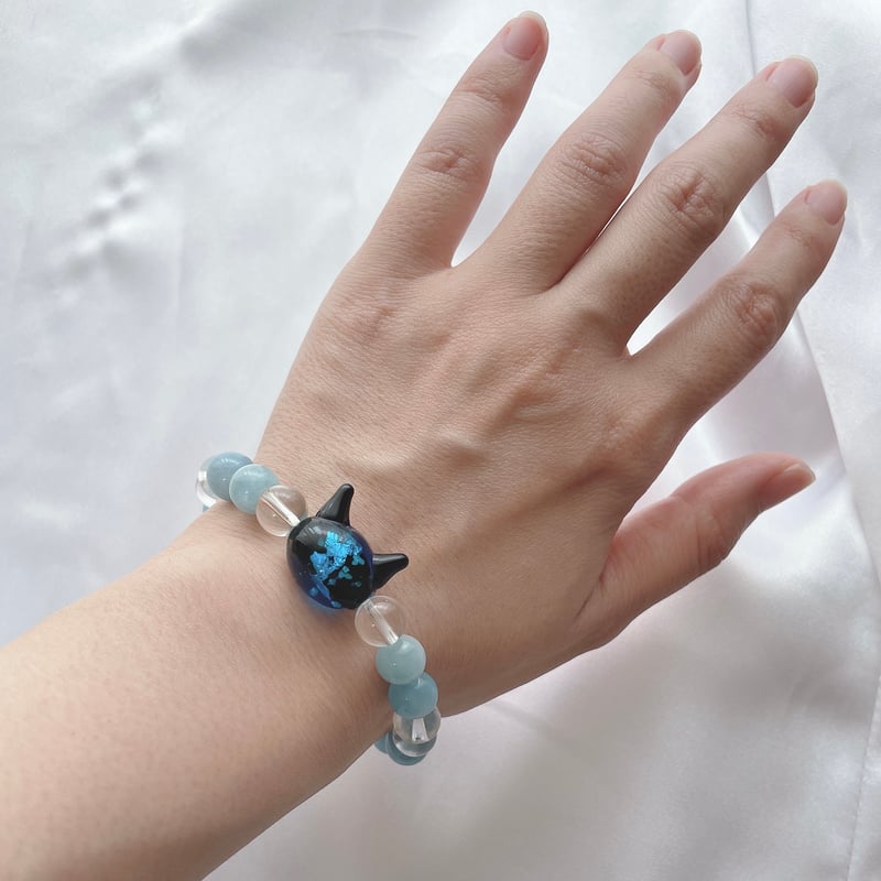 ねこ守りシリーズ】猫玉の天然石ブレスレット/アクアマリン、水晶