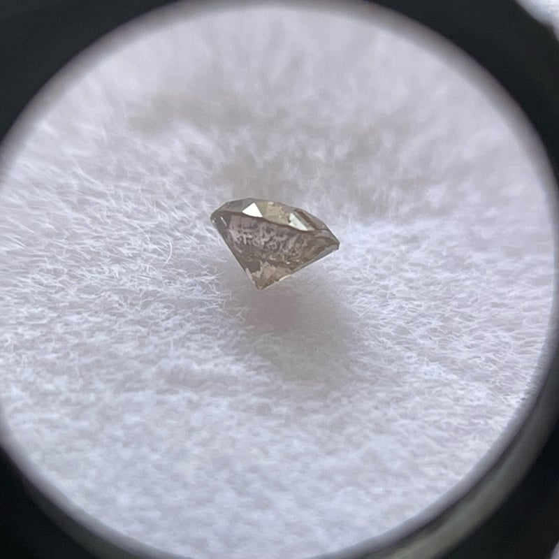 ブラウンダイヤモンド 天然石ルース 0.08ct / 2.6mm×2.6mm