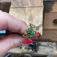 【お客様オーダー品】エメラルド・メレダイヤモンド デザインリング
