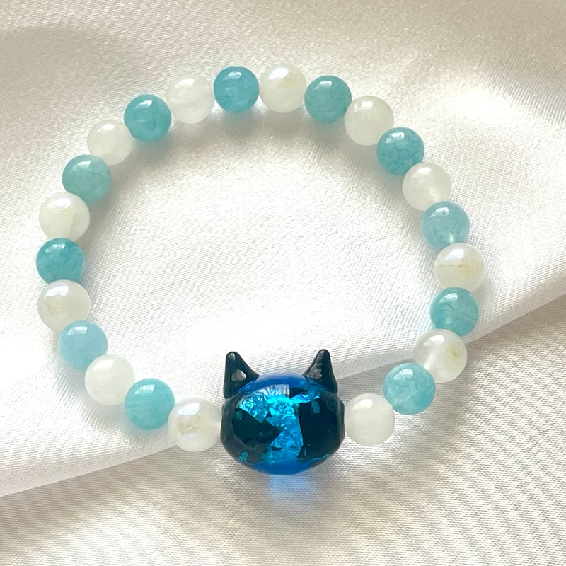 ねこ守りシリーズ】猫玉の天然石ブレスレット/アクアマリン、ムーン