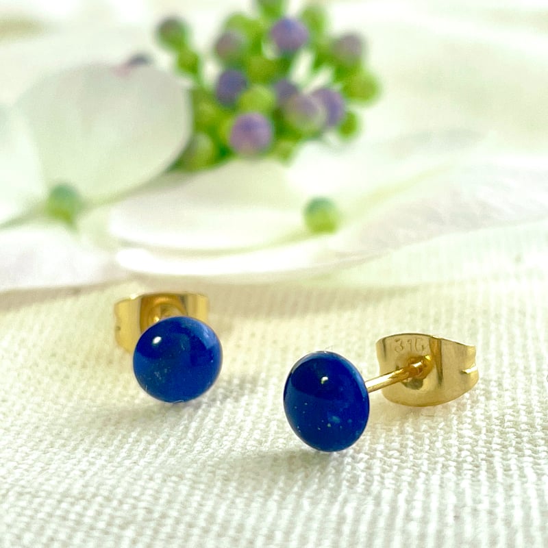 アレルギー対応】ラピスラズリ（最上級AAAランク） スタッドピアス