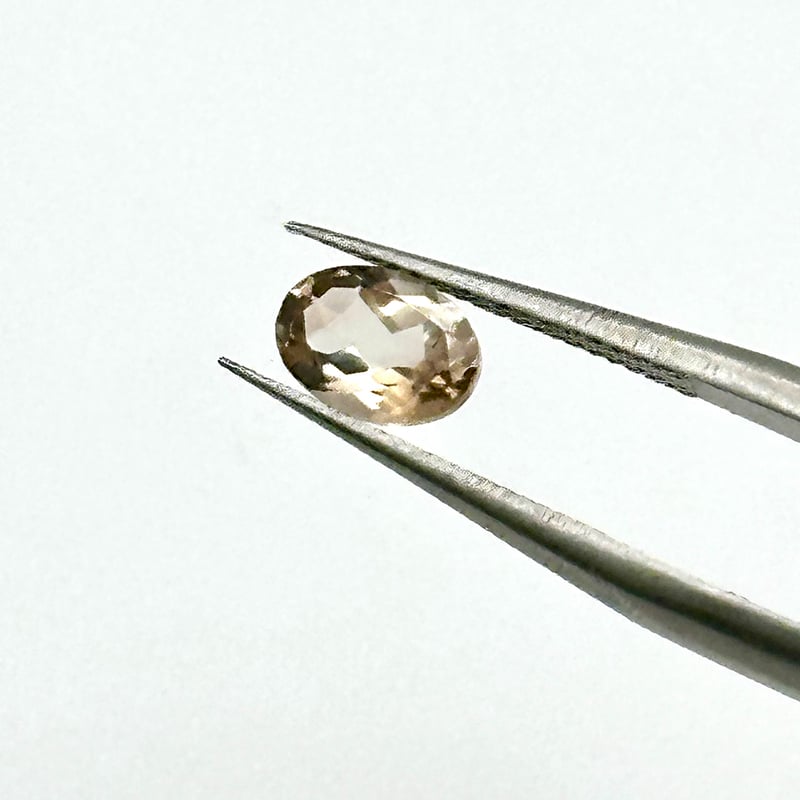 11月誕生石 シャンパントパーズ ルース 0.82ct｜天然シャンパン