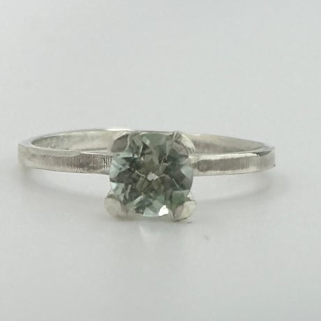 一粒 華奢リング/グリーンベリル0.76ct