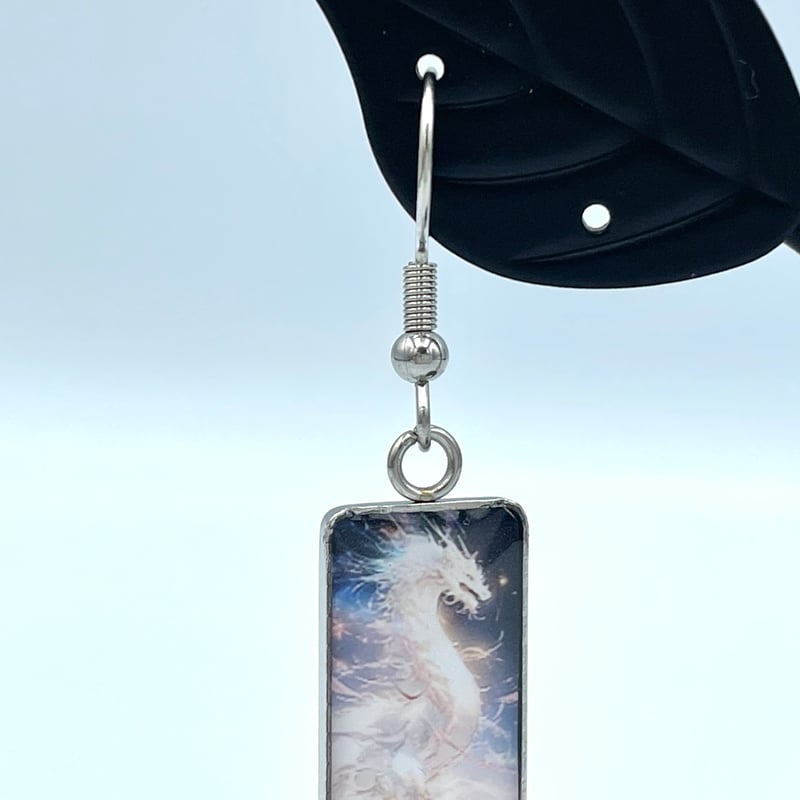 縁起物】白龍さまのお守りピアス | ジュエリー春日 