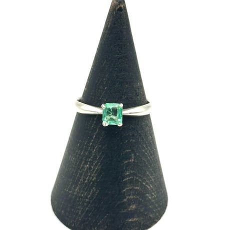 【5月誕生石】エメラルド シンプルリング｜ 0.6ct