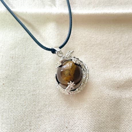 ピータサイト貔貅　龍やドラゴンアゲートや蛇で ピータサイト貔貅 龍やドラゴンアゲートや蛇で