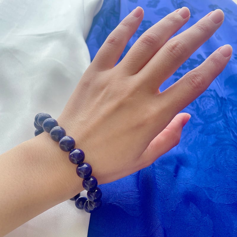 ラピスラズリに龍の箔押しのブレスレットそのた 運気を高め、事業を