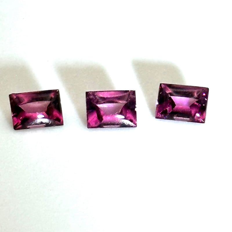 三石セット】ロードライトガーネット0.8ct｜ルース | ジュエリー春日