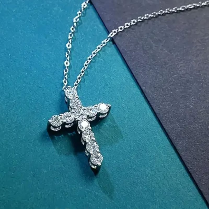 聖（ひじり）ー モアサナイト クロスネックレス ー(ユニセックス