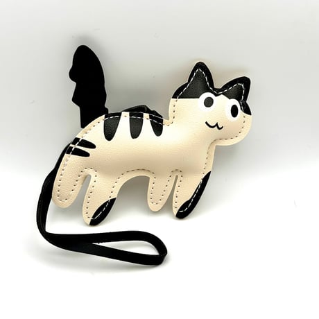 ぷっくり猫チャーム｜通し穴付き・レザー風アクセサリー（全2色）