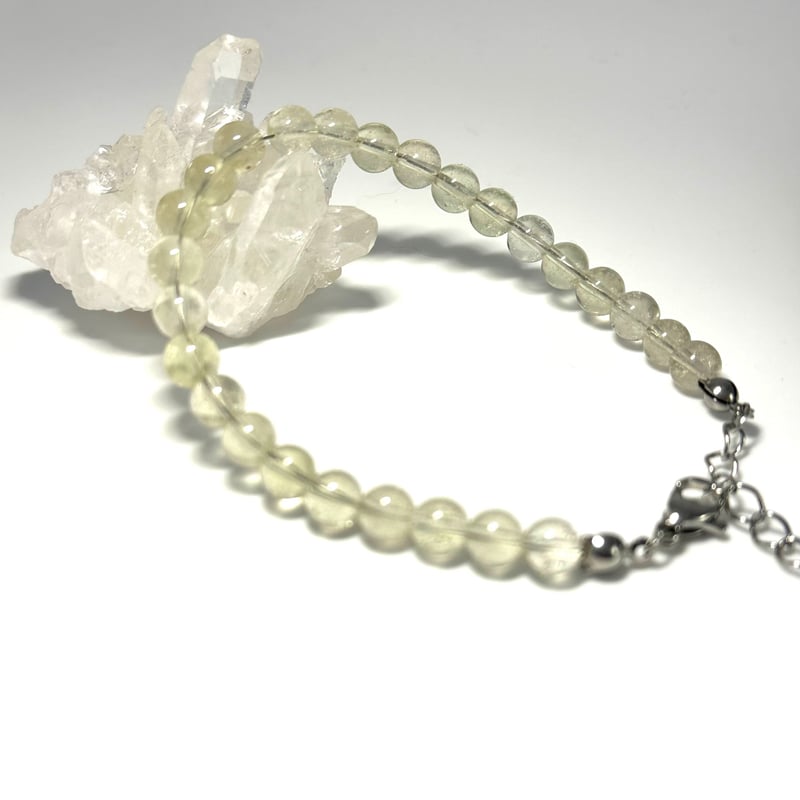 引寄せ効果】リビアングラス ブレスレット｜隕石 | ジュエリー春日