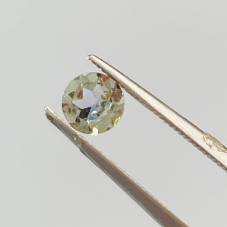 ゾイサイト 天然石ルース 0.46ct /5mm×5mm