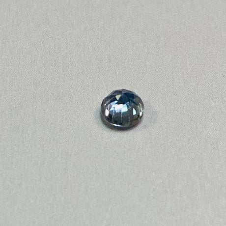 サファイア  0.26ct / 3.5mm×3.5mm