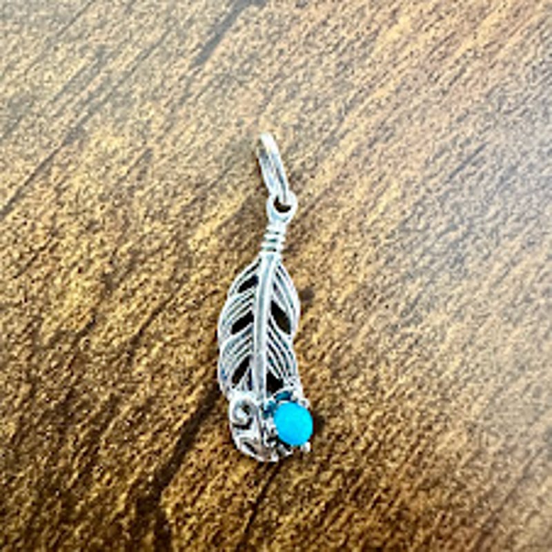 イヤリング・ペンダントトップ 空枠 受注生産】ミニフェザーペンダントトップ｜3本爪 | ジュエリー春日