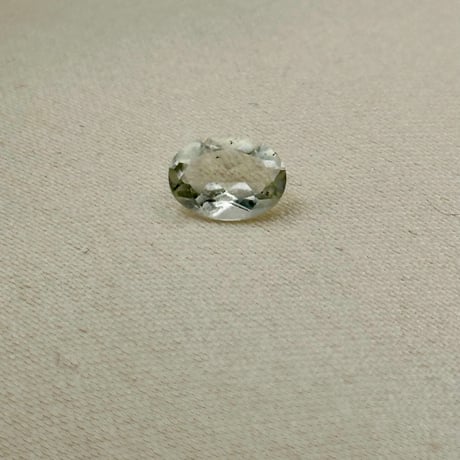 リビアングラス オーバルカット0.55ct