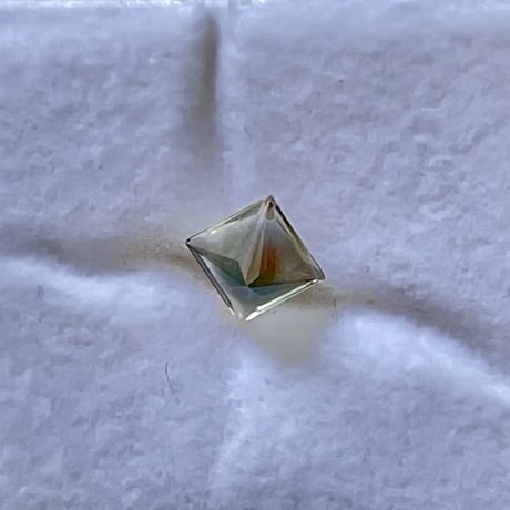 オレゴンサンストーン 天然石ルース /5×6mm