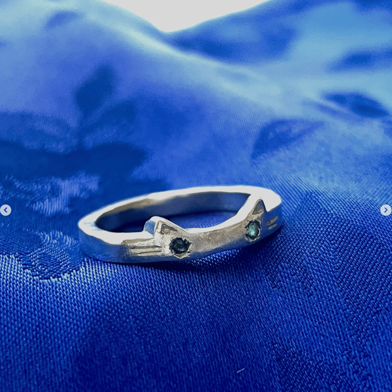 ねこ守りシリーズ】幸運の目 猫の目リング/エメラルド | ジュエリー春日