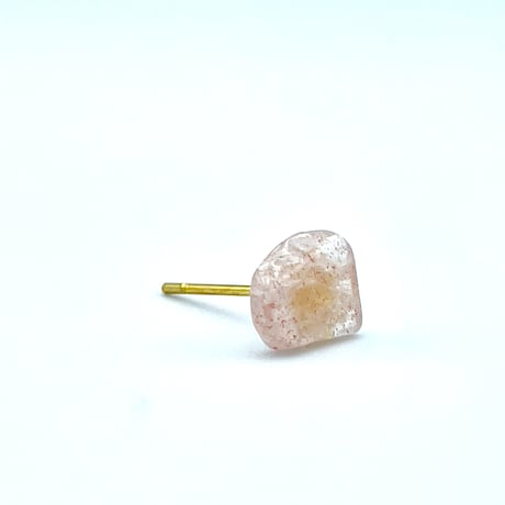 ストロベリークオーツの原石ピアス