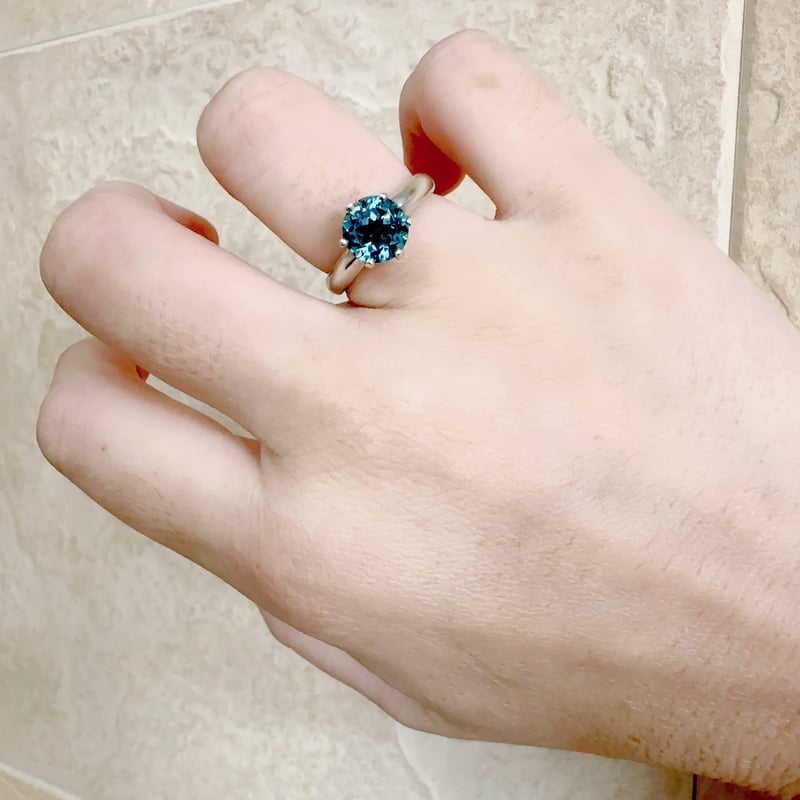 11月誕生石ブルートパーズのシルバーリング | ジュエリー春日