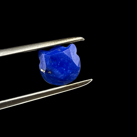 【有名研磨師NOBU氏作】猫ちゃんカット ラピスラズリ 天然石ルース /7.5mm×8.0mm