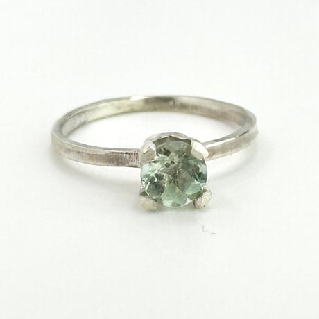 一粒 華奢リング/グリーンベリル0.76ct