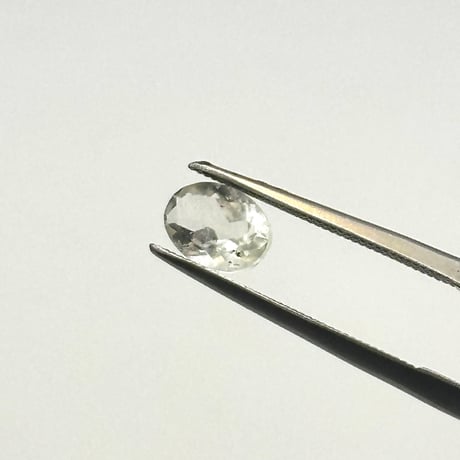 リビアングラス オーバルカット0.55ct