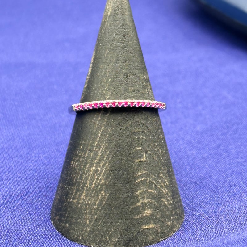 9月誕生石 ピンクサファイアリング｜ハーフエタニティ×シルバー925