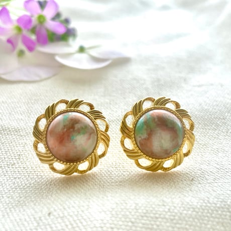 【アレルギー対応】手描きのお花ボタンピアス/スタッドピアス/サージカルステンレス
