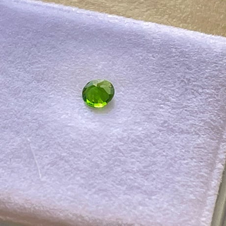 【希少石】ダイオプサイト天然石ルース 0.23ct / 4.0mm×4.0mm
