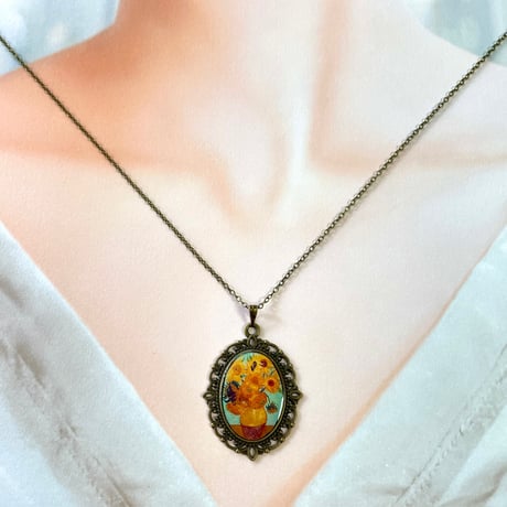 【2点セット】ゴッホ「ひまわり」/アンティーク調ピアス & ネックレス